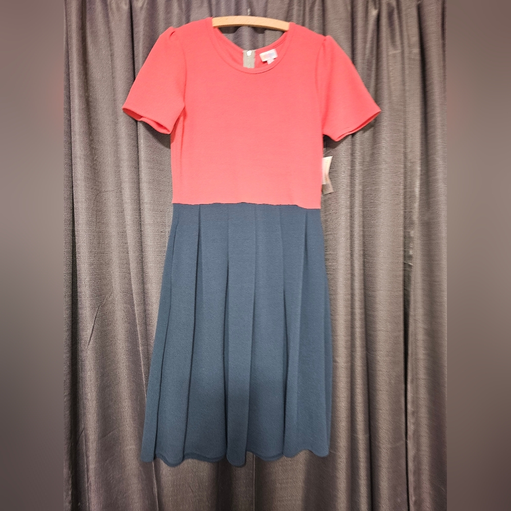 Lularoe Amelia Stylish Coral and Teal Size Medium